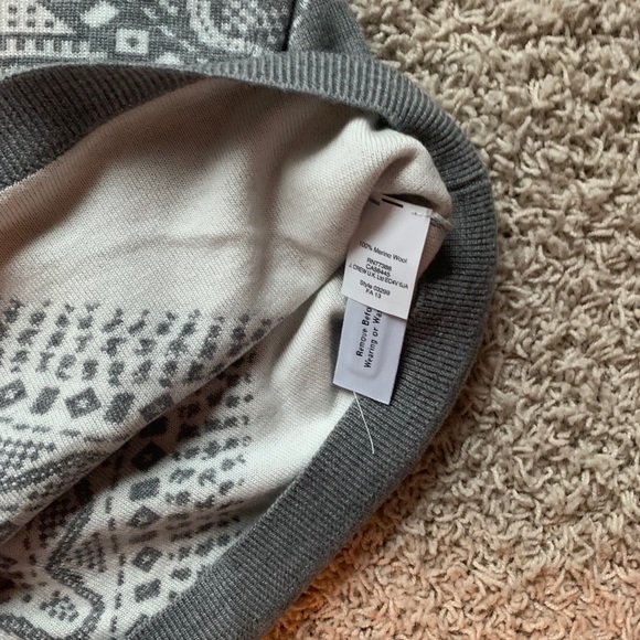 NWT J Crew 100% merino wool sweater - Picture 3 of 4